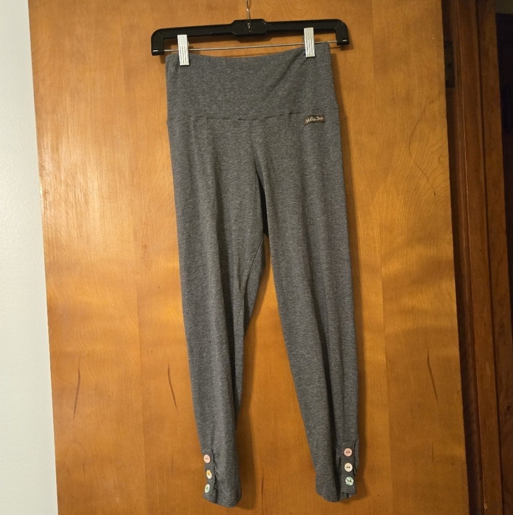 Matilda Jane Gray Button Ankle Leggings S